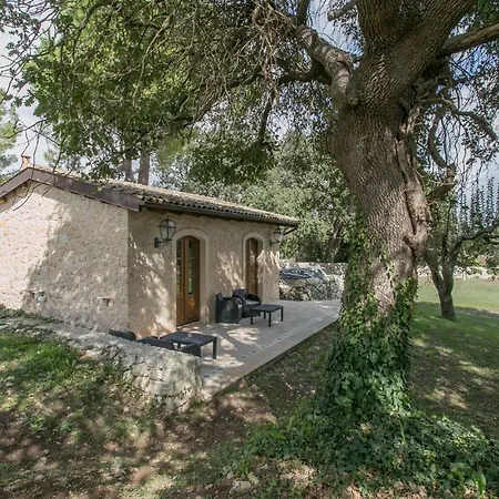 Tenuta Santa Lucia *
